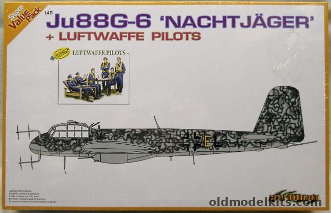 Dragon 1/48 Ju-88 G-6 Nachtjager Cyberhobby Issue- (Ju88G6) With Pilots, 5563 plastic model kit